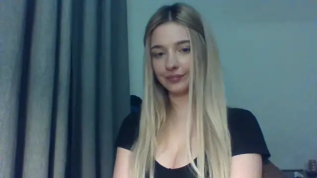 EvelineMagnetic's cam snapshot