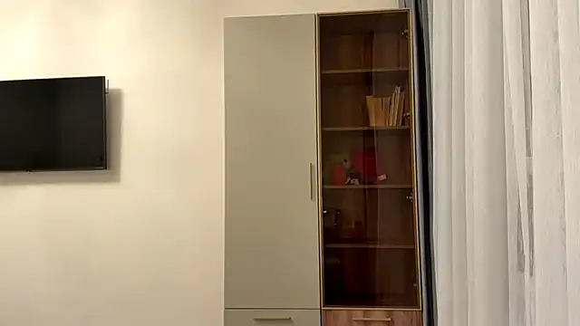 MinervaShetrawski live sex cam