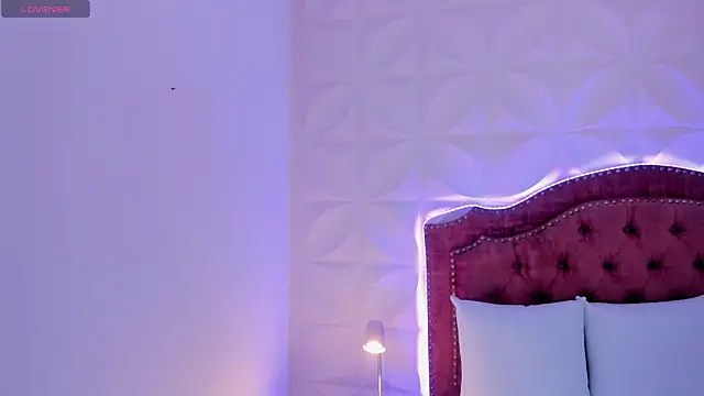 _aurent_sara's cam snapshot