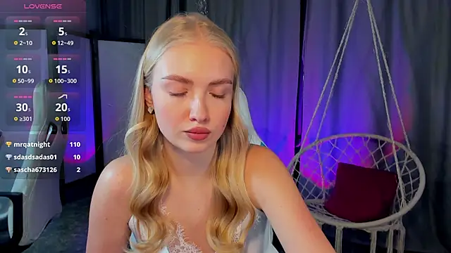 TessaGrays's cam snapshot