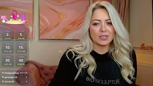 Lola_Lovexxxx's cam snapshot