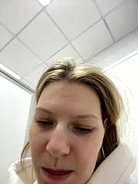 MaryHiggins live sex cam