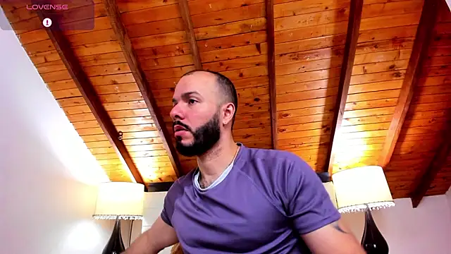 Tom_Bailey live sex cam