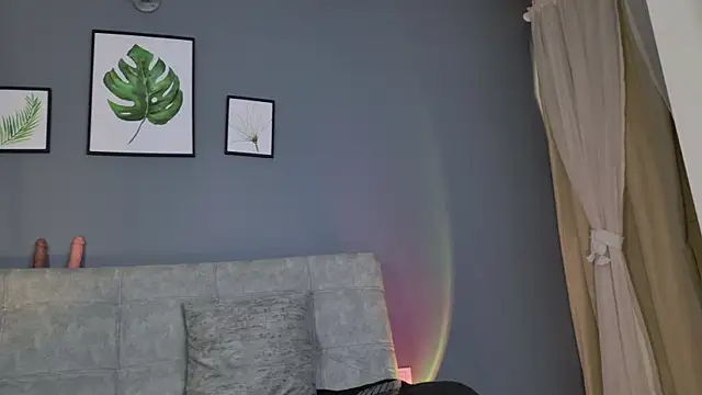 miaa_lux's cam snapshot