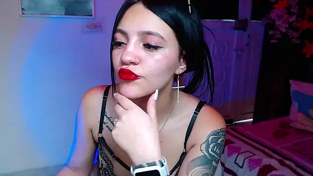 Violettasquirt's cam snapshot