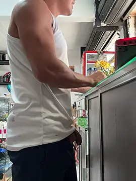 Paul22cm- live sex cam