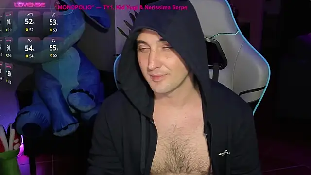 Gil_gamesh90's cam snapshot