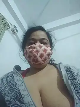 momo_loves's cam snapshot