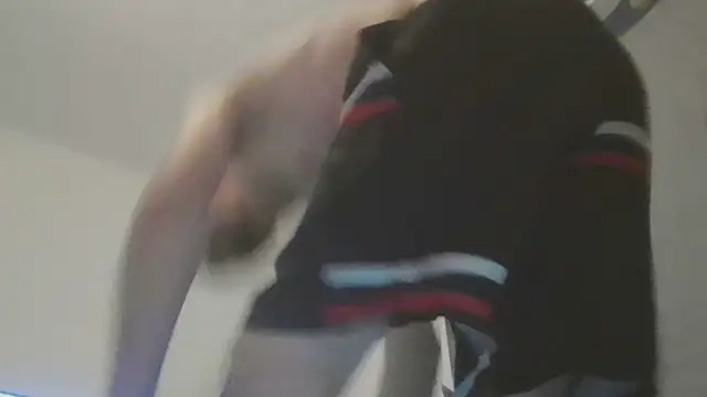 WeakDegree76's cam snapshot