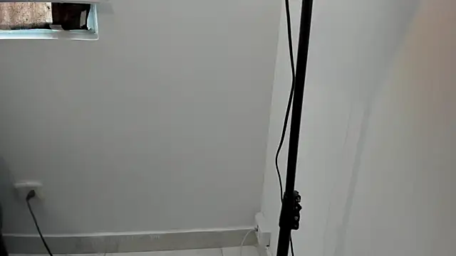 tyler_twink_boy's cam snapshot