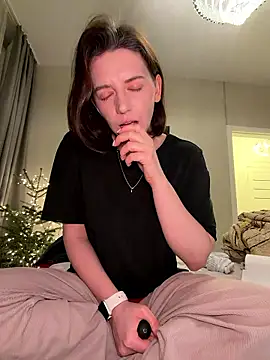 Take_Me_Awayy's cam snapshot