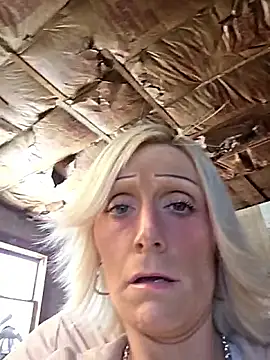 beautifulme23's cam snapshot