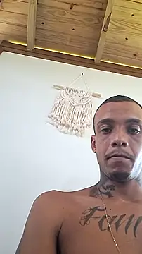 Sofiaspicy live sex cam