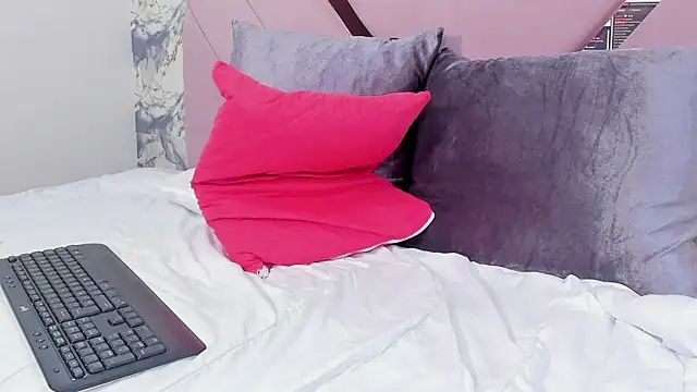 kaylin_jann live sex cam