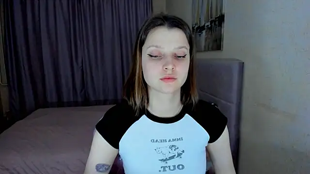 SoniNesti live sex cam