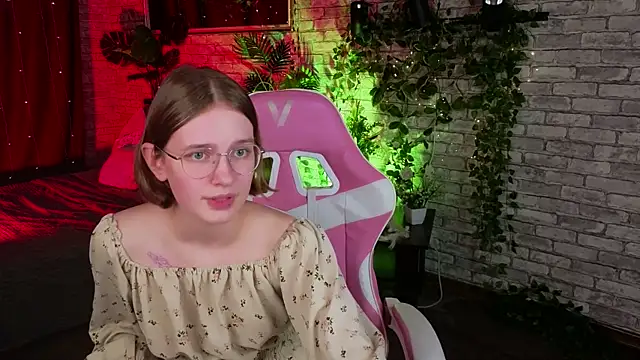 Mia_Mooore's cam snapshot