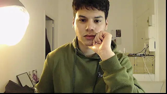 tomas_boy20's cam snapshot