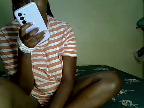 Sexiebony12 live sex cam