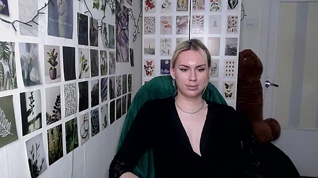 CapriScorpion live sex cam