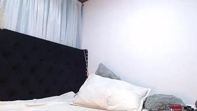 Alhana-miller's cam snapshot