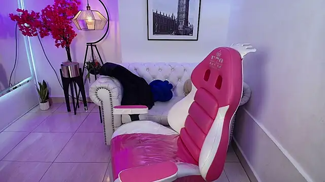 Carolina_cherry's cam snapshot