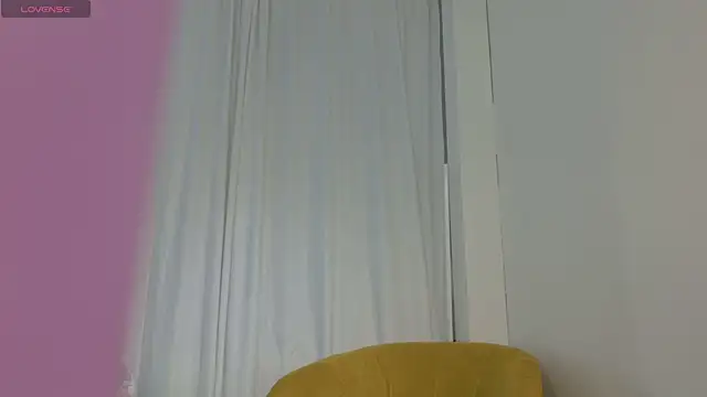 daily_glam's cam snapshot