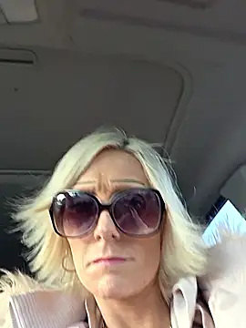 beautifulme23's cam snapshot