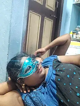 divyasree1431's cam snapshot