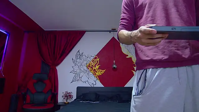 AlessioVitale's cam snapshot