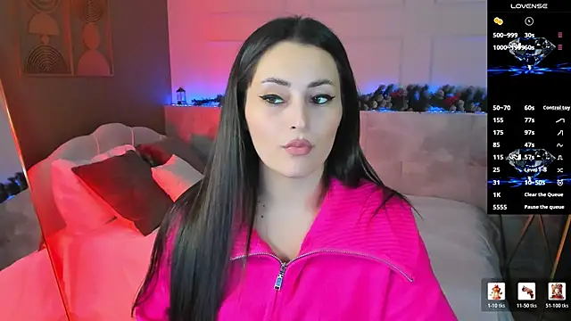 KylieMellow live sex cam