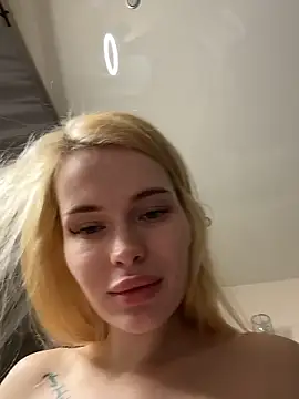 Vladamais live sex cam