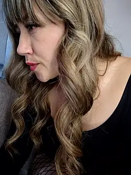 tata_sanz_ live sex cam