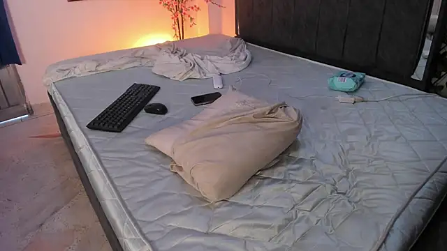 Jetf_Andrea live sex cam