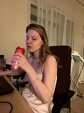 MaryHiggins live sex cam