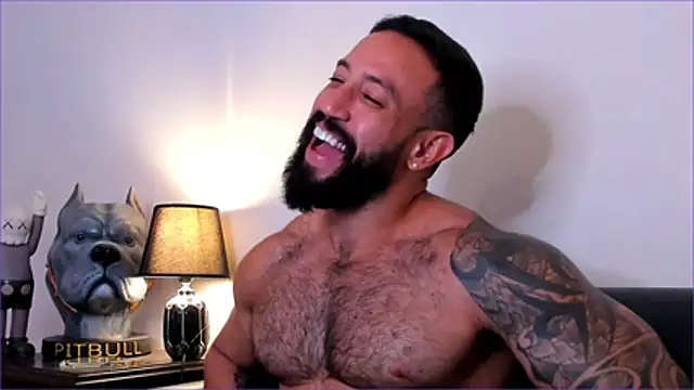 BradLeon_'s cam snapshot