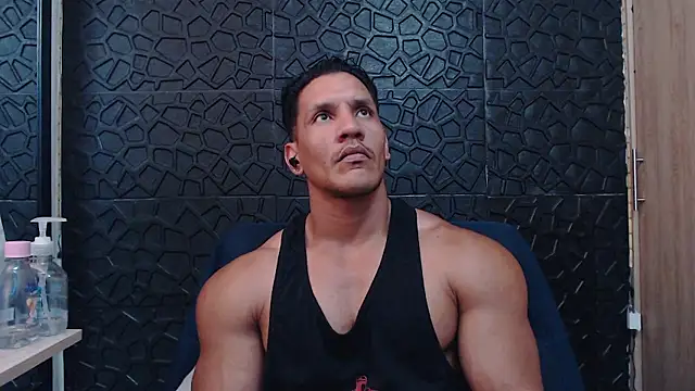 viktor_herrera's cam snapshot