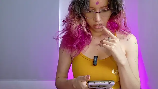 WandaDoll's cam snapshot