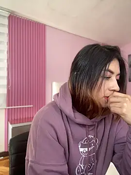 MaddieHunter's cam snapshot