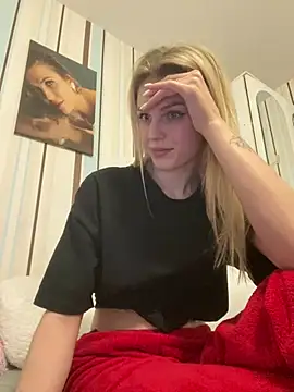 My_Hotgirl's cam snapshot