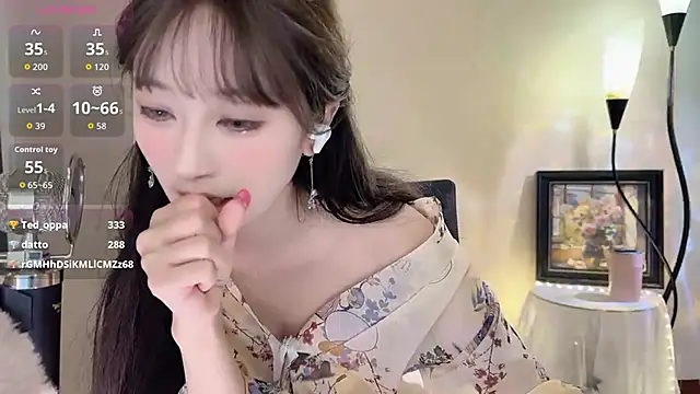 Molly00-'s cam snapshot