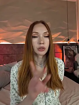 MayaSolar live sex cam