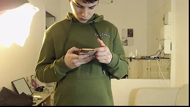 tomas_boy20's cam snapshot