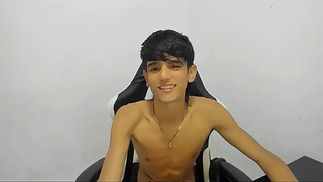 Cris_curry02 live sex cam