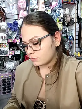 Vale_Saenzz live sex cam