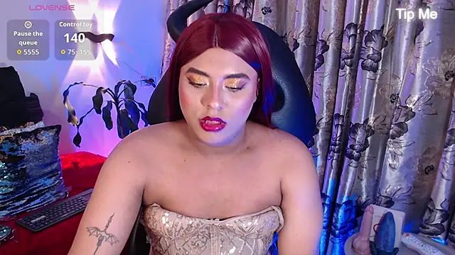 Emili_Roux live sex cam