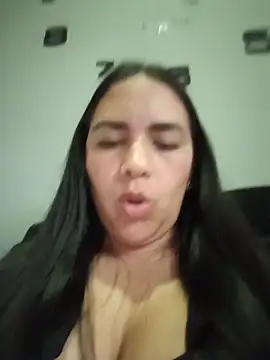 MelaniePeter's cam snapshot