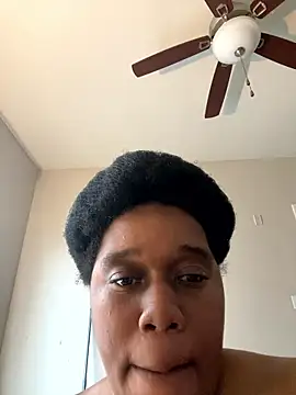 bigmama_deshayyy's cam snapshot