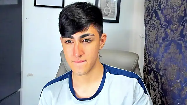 babymaik live sex cam