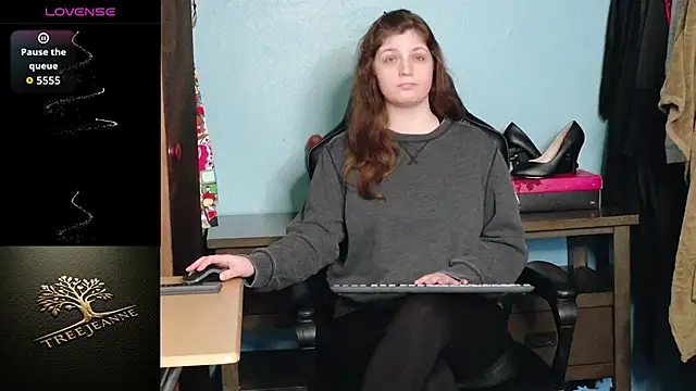 TreeJeanne's cam snapshot