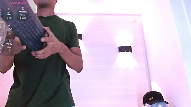 Natzuki_1 live sex cam